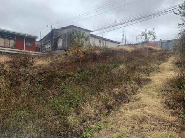 lote cenrto de paraiso con 3 terrazas listo para construir en Paraíso, Cartago — ₡ 45 000 000