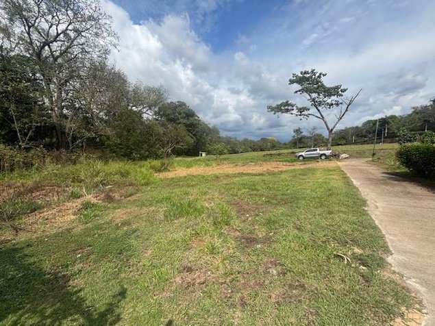 Uno de los dos ultimos lotes en residencial Roca Verde en Atenas in Atenas, Alajuela — $180,000