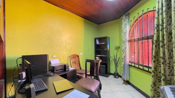 Venta de Casa en Carmen, Cartago. RAH 25-1398 in Carmen, Cartago — ₡ 89 000 000