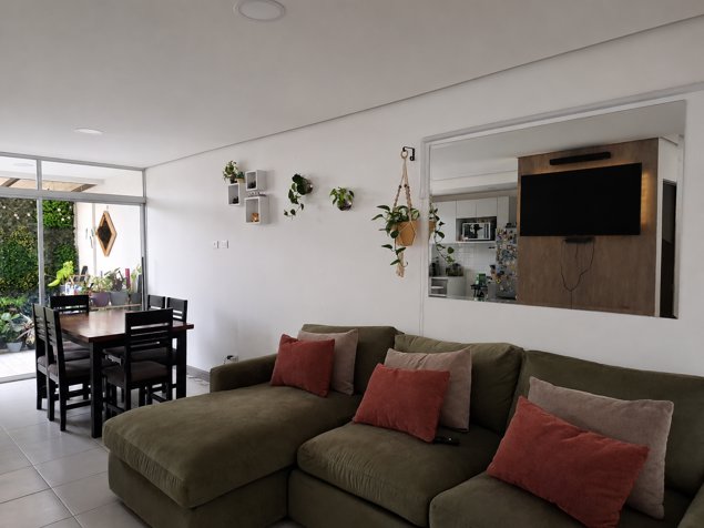 Linda casa en venta en condominio ubicada en Sabanilla de Montes de Oca en Sabanilla, Montes De Oca, San José — ₡ 90 000 000
