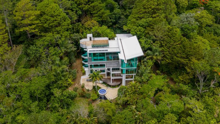 Residencia Contemporánea de Lujo con Vistas Panorámicas in Piedades, Santa Ana, San José — $1,595,000 - Photo 2 of 37