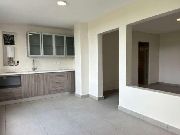 Viva en Escazú al mejor precio y ubicación 26-1236  in San Rafael, Escazú, San José — $1,100