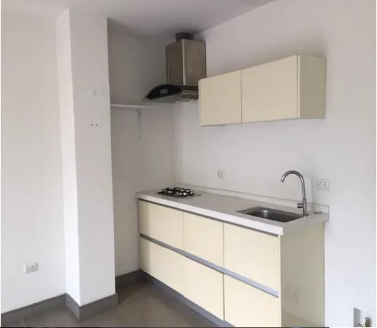 Edificio rentando apartamentos en Rohrmoser en Pavas, San José — $1,300,000