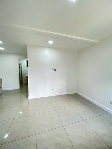 Alquiler de apto en primera planta dentro de complejo de apartamentos. in Desamparados, San José — ₡ 230 000 - Photo 3 of 11