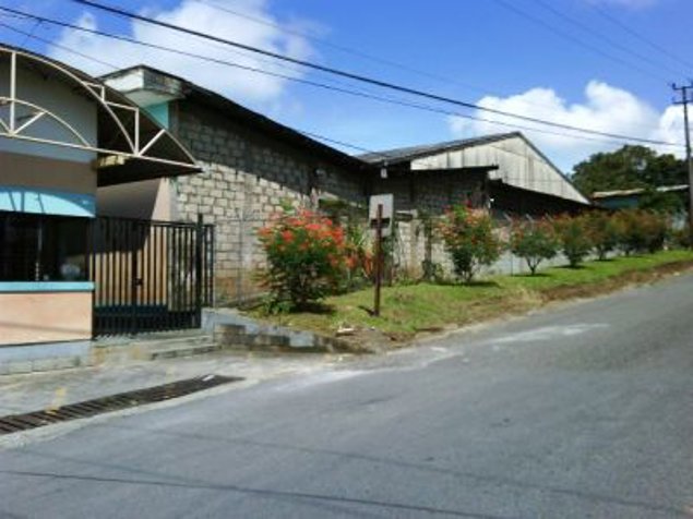 BODEGA INDUSTRIAL EN LAS INMEDIACIONES DE REAL CARIARI en Heredia — $7,100,000 - Foto 2 de 9