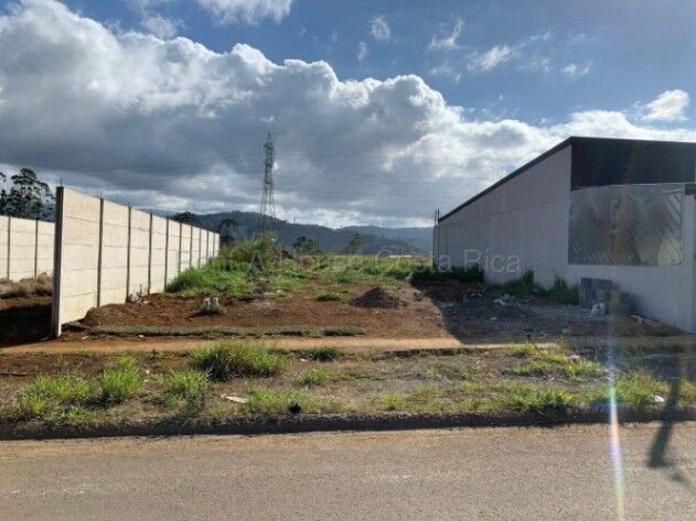 VENTA DE LOTE LISTO PARA CONSTRUIR EN PARAISO DE CARTAGO. en Llanos de Santa Lucía, Paraíso, Cartago — ₡ 26 000 000