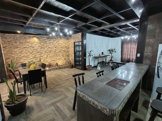 VENDO HERMOSA CASA, USO MIXTO, GUADALUPE in Guadalupe, Goicoechea, San José — ₡ 89 000 000