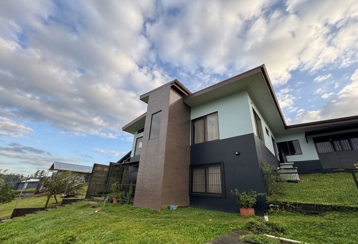 Exclusiva casa, Residencial vistas del bosque, San Carlos en Quesada, San Carlos, Alajuela — $360,000 - Foto 3 de 16