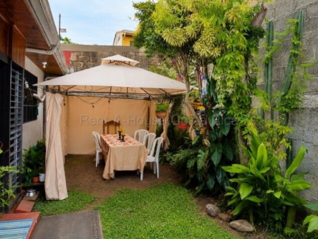 Venta de Casa en Moravia-San Vicente. RAH 27-116 en San Vicente, Moravia, San José — $310,000