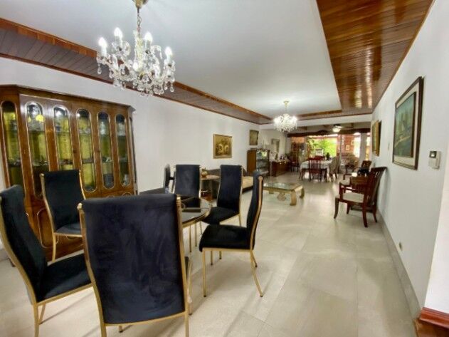 CASA EN VENTA EN SAN RAFAEL ESCAZÙ en San Rafael, Escazú, San José — $490,000