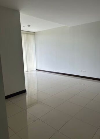 VENTA DE APARTAMENTO, HEREDIA, BARREAL, TORRES SAN MARINO - 9737368 in Ulloa, Heredia — $145,000