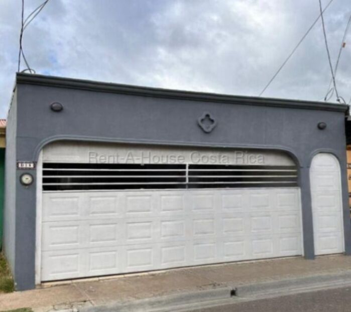 Venta de Casa en La Unión-Tres Ríos. en Tres Ríos, La Unión, Cartago — ₡ 58 000 000