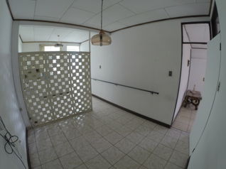 Oportunidad inversión Terreno plano con casa para remodelar o demoler en San Pedro, Montes De Oca, San José — 70 000 000 ₡ - Foto 4 de 17