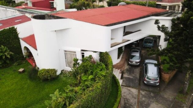 SE VENDE HERMOSA CASA EN PINARES en Curridabat, San José — $550,000