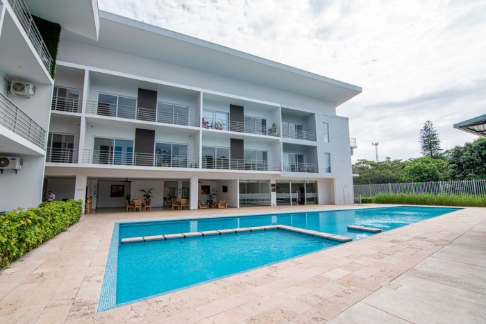 VENTA DE APARTAMENTO, SANTA ANA, CONDOMINIO URBAN FLATS in Pozos, Santa Ana, San José — $138,000