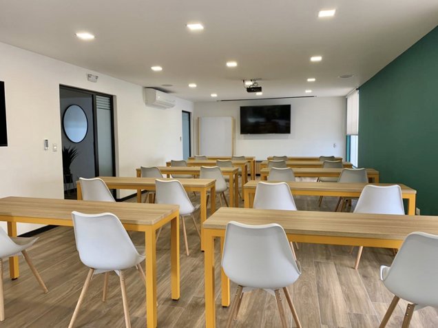 Alquilo oficinas equipadas y modernas en Rohrmoser en San Rafael, Escazú, San José — $15,000