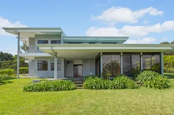 Hermosa casa con vista de ensueño, San Rafael de Heredia, 1,997mtr2s