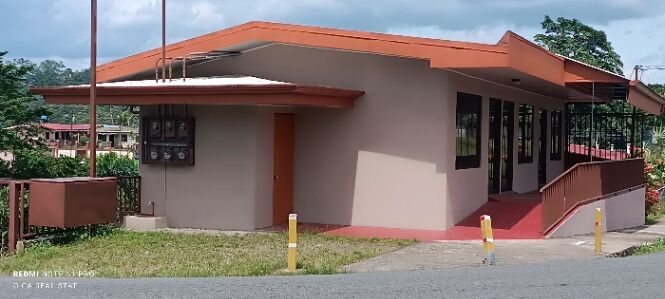 Casa de dos plantas + 3 locales comerciales en San Vito —Coto Brus-Puntarenas-C.R en San Vito, Coto Brus, Puntarenas — ₡ 92 000 000