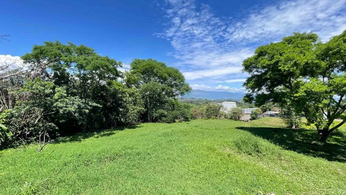 Lot for Sale in Condominio El Roble, Grecia, Alajuela in Grecia, Alajuela — ₡ 47 000 000 - Photo 2 of 4