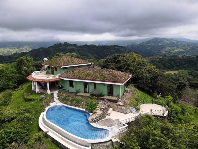 Residencia de Ensueño con Vista al Mar en Vista Mar in Orotina, Alajuela — $600,000 - Photo 3 of 40