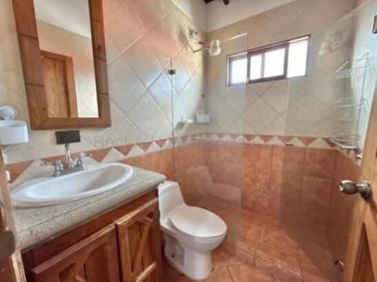 MLS-26-1661 LS VENTA CASA SAN FRANCISCO HEREDIA CONTACTENOS AL # 86127562 en San Francisco, Heredia — ₡ 120 000 000