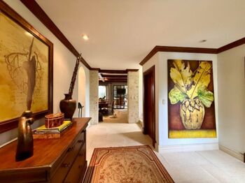 Se vende casa con patio en San Rafael Escazú 26-1338 en San Rafael, Escazú, San José — $595,000 - Foto 4 de 22