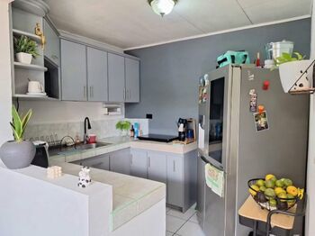 Linda casa en venta en barrio la brisas de Pérez Zeledón  en Daniel Flores, Pérez Zeledón, San José — 47 000 000 ₡ - Foto 2 de 13