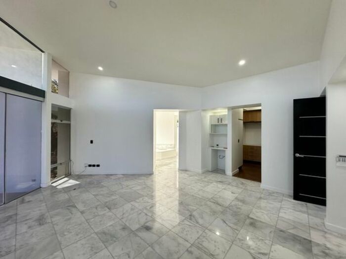 Alquiler de Casa Contemporánea en Piedades de Santa Ana. RAH 26-1102 en Piedades, Santa Ana, San José — $3,750