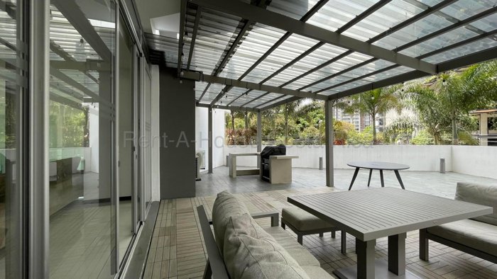 Venta de Apartamento Amueblado en Rohrmoser. RAH 27-320 en Pavas, San José — $239,000
