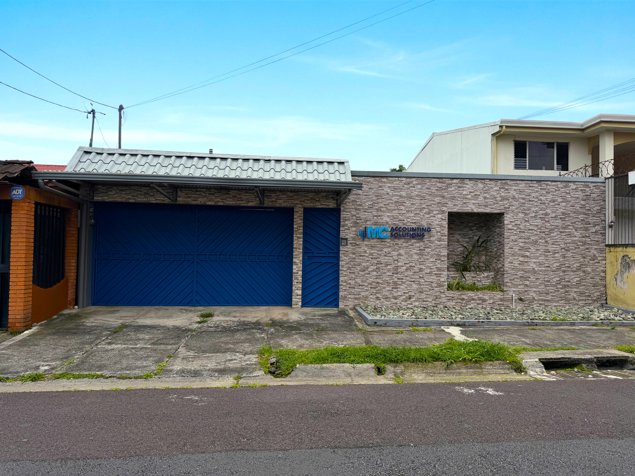 Alquiler de espacio ideal para oficinas en Collados, San Pedro (FV) en San Pedro, Montes De Oca, San José — 1 300 000 ₡ - Foto 1 de 18