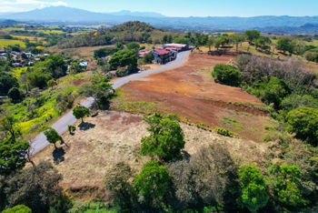 Lot for Sale in Grecia – 10,000 m² with Mixed-Use en Grecia, Alajuela — $1,500,000 - Foto 5 de 18