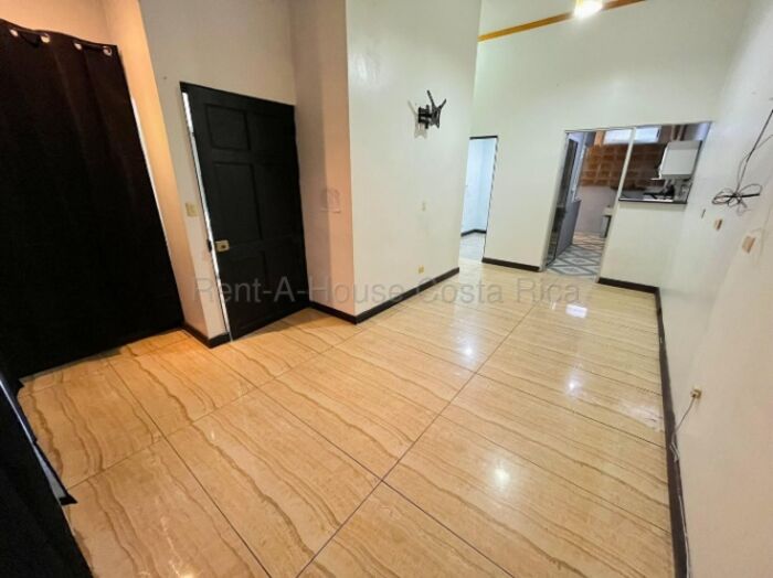 VENTA DE CASA EN AGUA CALIENTE DE CARTAGO. in Aguacaliente, Cartago — ₡ 51 000 000