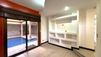 Casa en venta en San Antonio de Belén, Heredia en San Antonio, Belén, Heredia — $430,000 - Foto 4 de 8