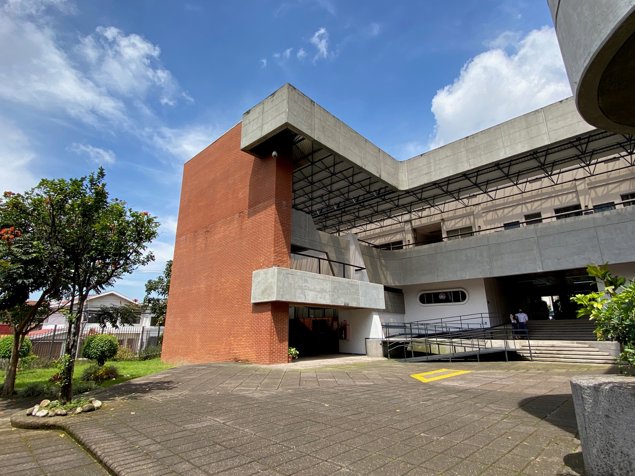 VENTA O ALQUILER DE EDIFICIO COMPLETO, SAN JOSE, SAN PEDRO, LOS YOSES in San Pedro, Montes De Oca, San José — $51,365