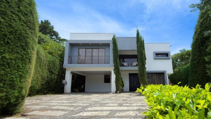 Se vende residencia de Lujo en San Rafael de Heredia in Ángeles, San Rafael, Heredia — ₡ 260 000 000