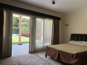 Alquiler de Esplendida Casa en Mora, San José / Mls. 25-2050 OFC JB in Colón, Mora, San José — $4,800 - Photo 5 of 6