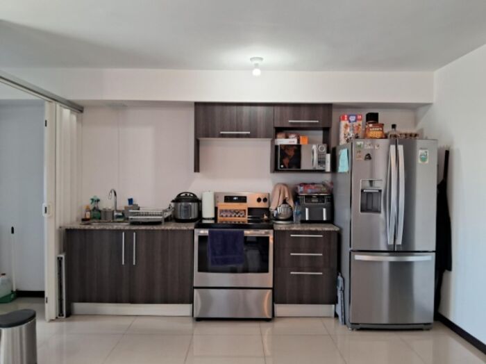 Venta de apartamento en Granadilla Curridabat  en Granadilla, Curridabat, San José — $136,500 - Foto 2 de 12