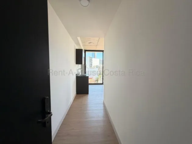 Venta de Apartamento en Mata Redonda-San José.  en Mata Redonda, San José — $225,000 - Foto 2 de 16