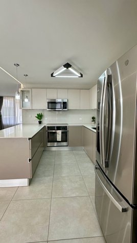 ALQUILER DE CASA EN GUACHIPELIN ESCAZU in Escazú, San José — $2,450 - Photo 3 of 20