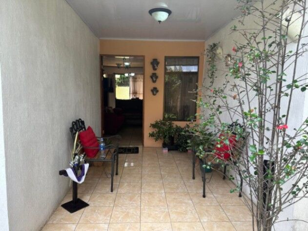 Venta de Casa en San Isidro, Alajuela. RAH 24-1756 in San Isidro, Alajuela — $121,500