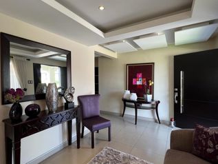 Vendo Casa Estilo Colonial en Heredia. - Photo 2 of 3