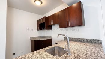 Apartamento Venta Granadilla Curridabat 76 Millones 74m2 5to Nivel Vista Irazu 2 Bodegas en Granadilla, Curridabat, San José — 76 000 000 ₡ - Foto 3 de 9
