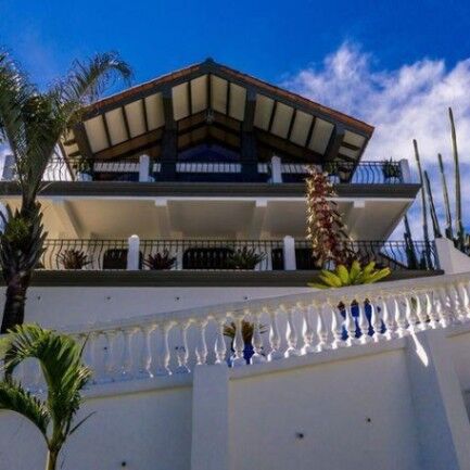Venta de Exclusiva Mansión en Venta en las Montañas de Escazú in Escazú, San José — ₡ 680 000 000