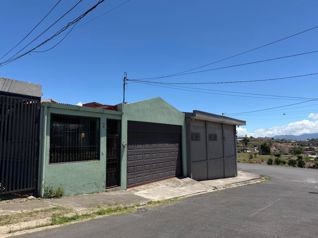 Venta de casa en Cartago cerca del Polideportivo - Photo 2 of 3