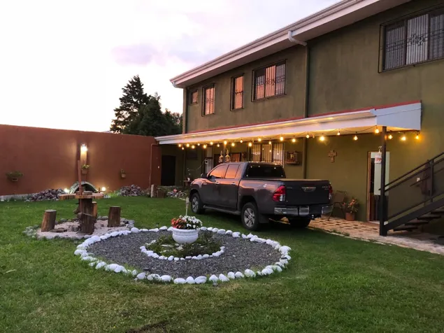 Venta de Propiedad con 12 habitaciones en San Rafael Heredia en Ángeles, San Rafael, Heredia — ₡ 220 500 000