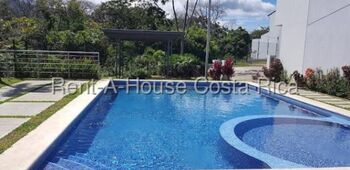 Venta de Casa en Brasil de Santa Ana. RAH 26-1429 PRECIO REBAJADO in Brasil, Santa Ana, San José — $225,000 - Photo 5 of 6