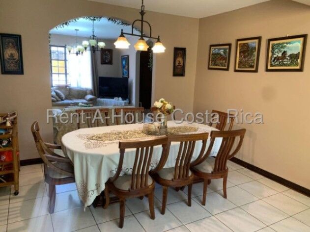 Venta de Casa en Vásquez Coronado-San Isidro. en San Isidro, Vázquez de Coronado, San José — $330,000