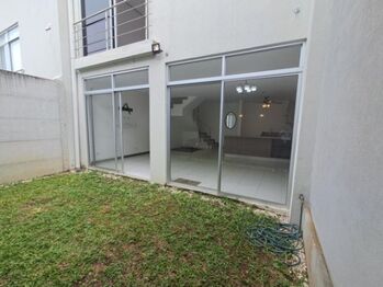 Alquiler de Casa en Santo Domingo, Heredia. RAH 26-851 en San Miguel, Santo Domingo, Heredia — $1,700 - Foto 5 de 6