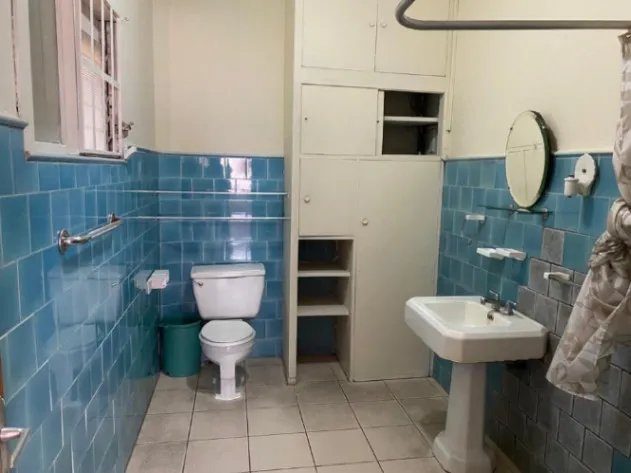 RAH SELLS HOUSE LOCATED IN SAN JOSE  OFC/AD in Uruca, San José — $450,000 - Photo 3 of 13