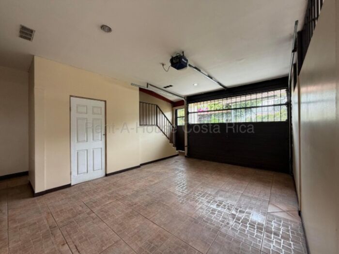 Se vende casa en Santo Domingo Heredia 26-2021 en Pará, Santo Domingo, Heredia — ₡ 135 000 000